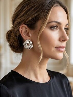 Large Stud Knot earrings